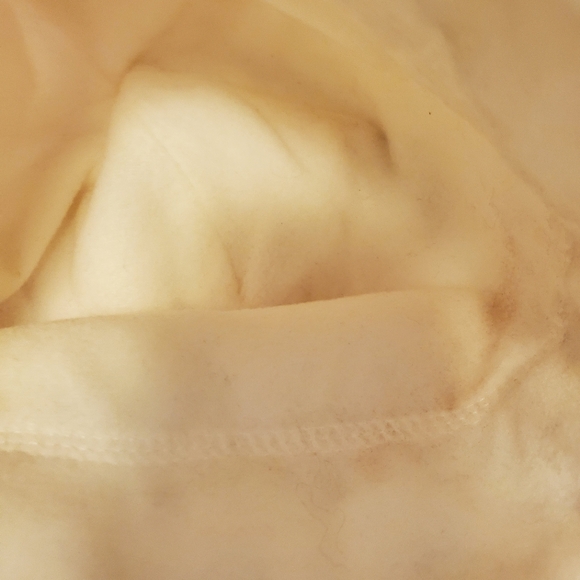 White Faux Fur Hat - Picture 6 of 6